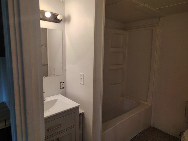 Building Photo - 514 Galt Ave