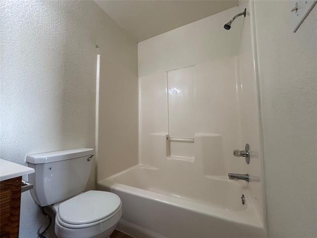 Building Photo - 300 S Magnolia St