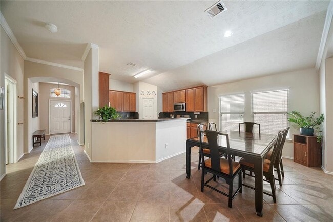 Building Photo - 14411 Dakota Bend Dr