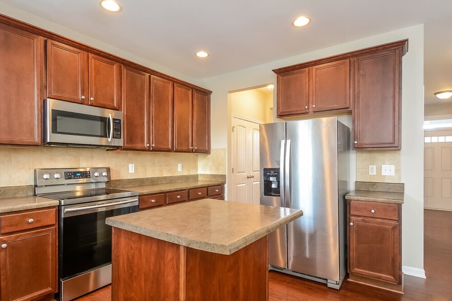 Building Photo - 142 Callahan Trail