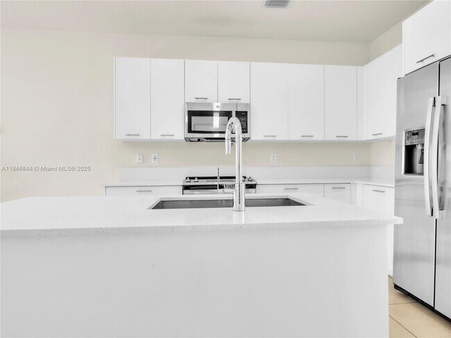Building Photo - 8001 NW 41st St
