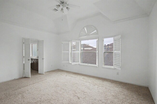 Building Photo - 6363 Fairdale Ln