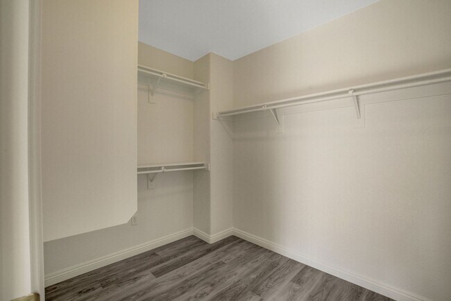 Building Photo - 7465 Poppy Hills Ct