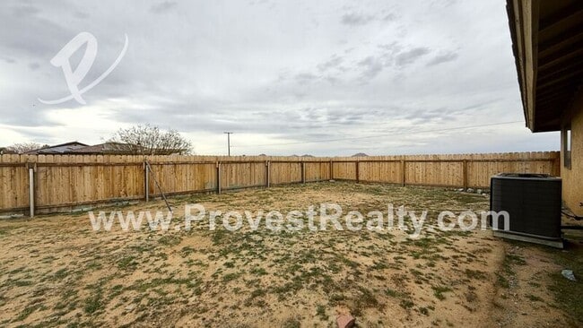 Building Photo - 14498 Amador Ct