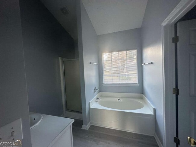 Building Photo - 7980 Kendrick Estates Pl