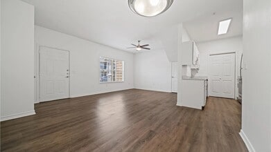 Building Photo - 705 Village Way