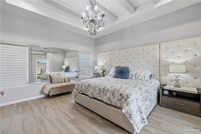 Building Photo - 27 Ensenada Ave