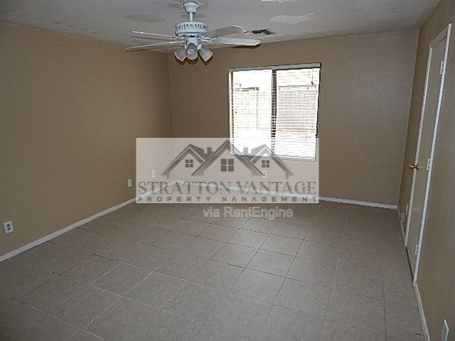 Building Photo - 7182 W Stella Ave