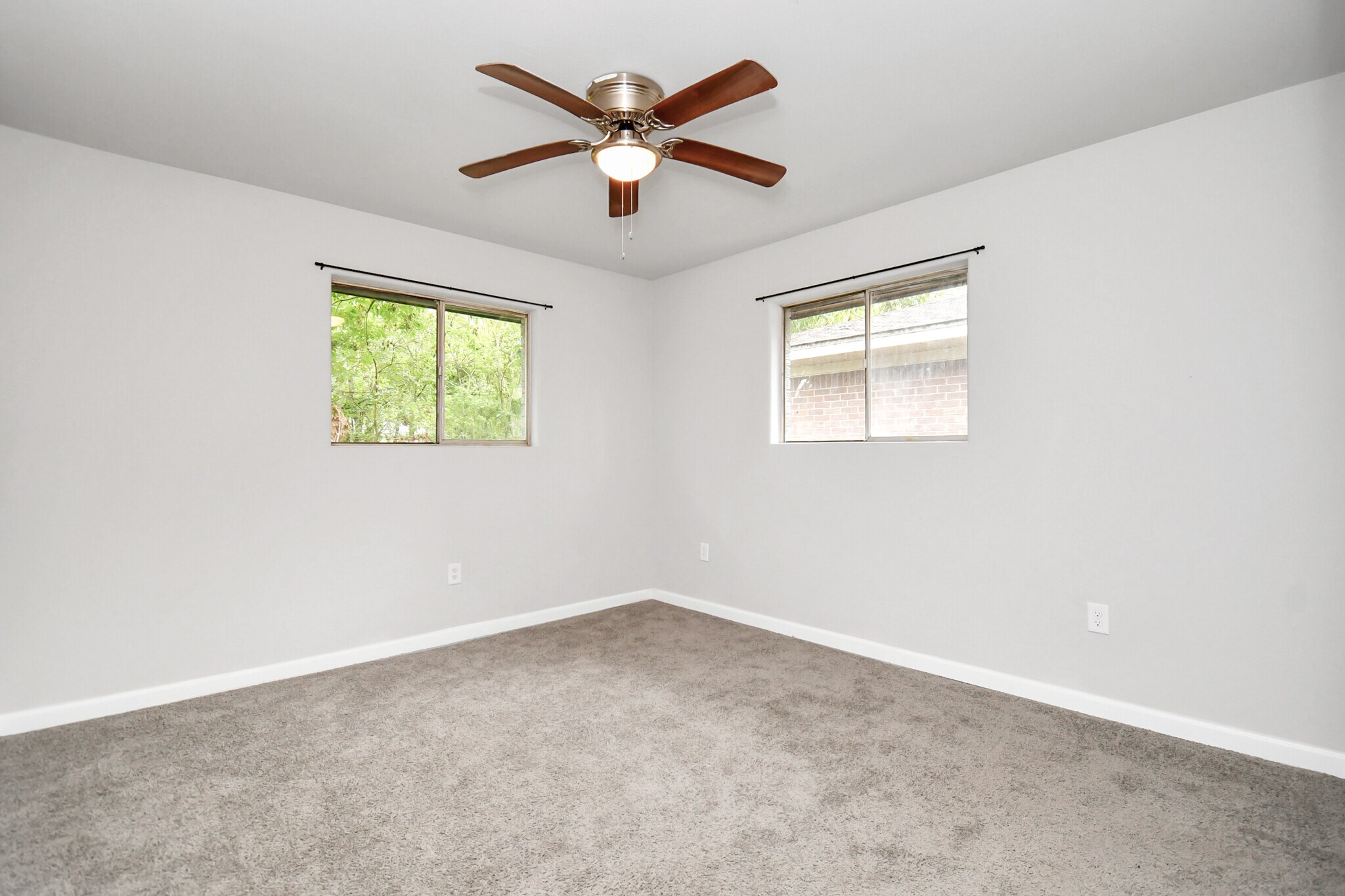 Building Photo - 210 Prune St