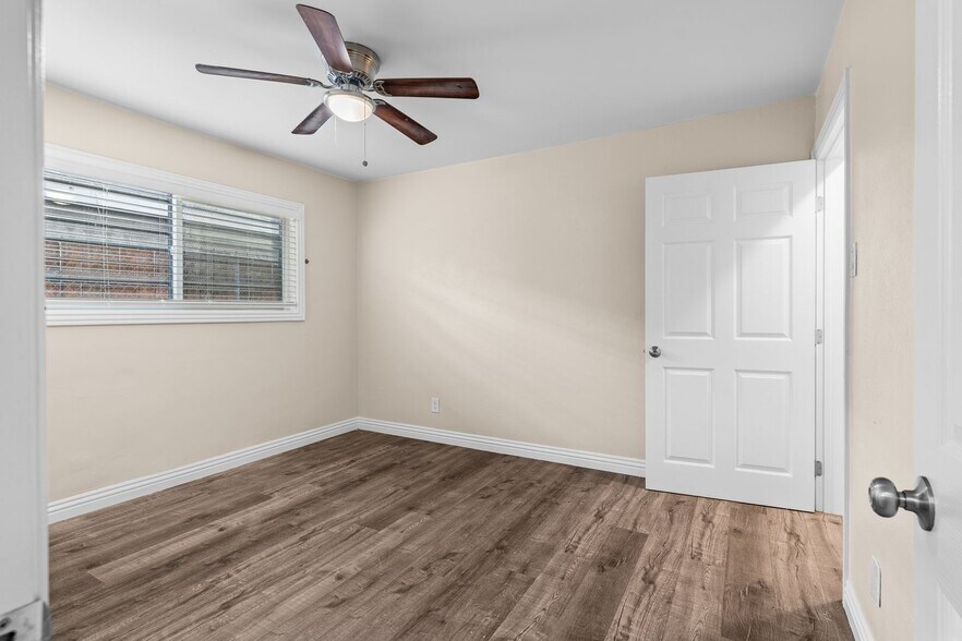 Building Photo - 1831 Lime Ave