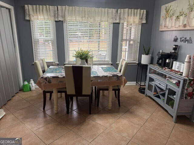 Building Photo - 5635 Stewart Woods Dr