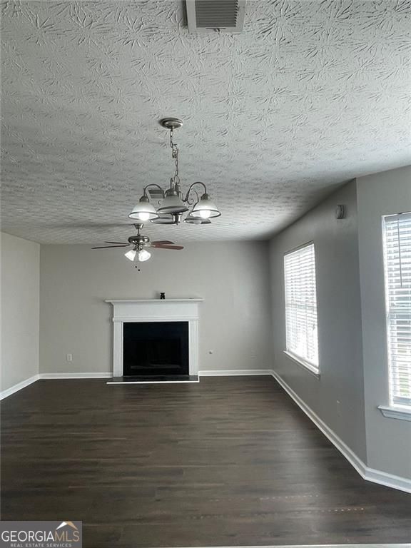 Building Photo - 700 Cannoli Ct