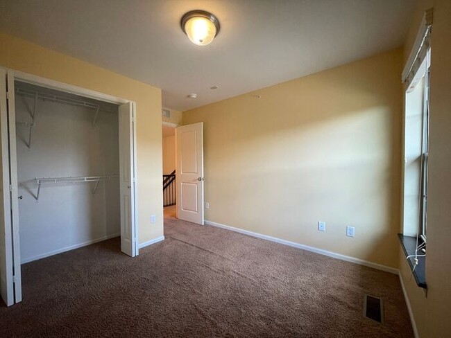 Building Photo - $1,875 | 3 Bedroom, 2.5 Bathroom Town Home...