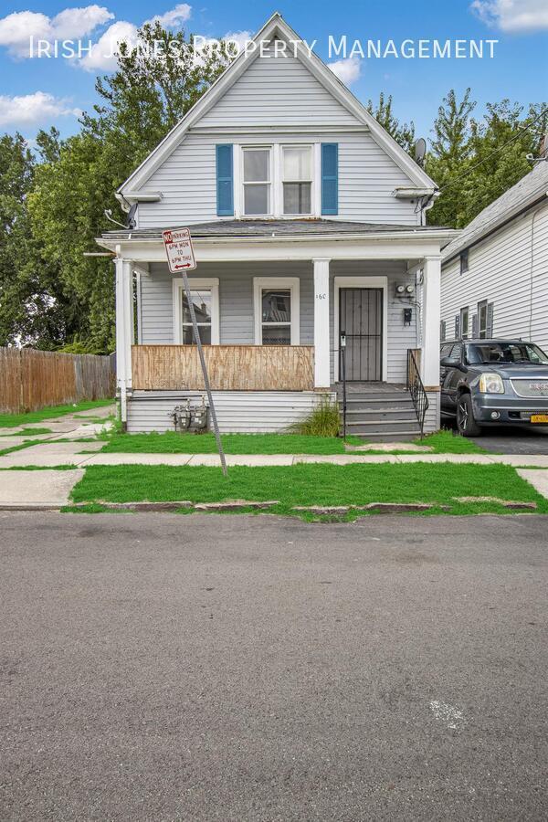Primary Photo - 160 Courtland Ave