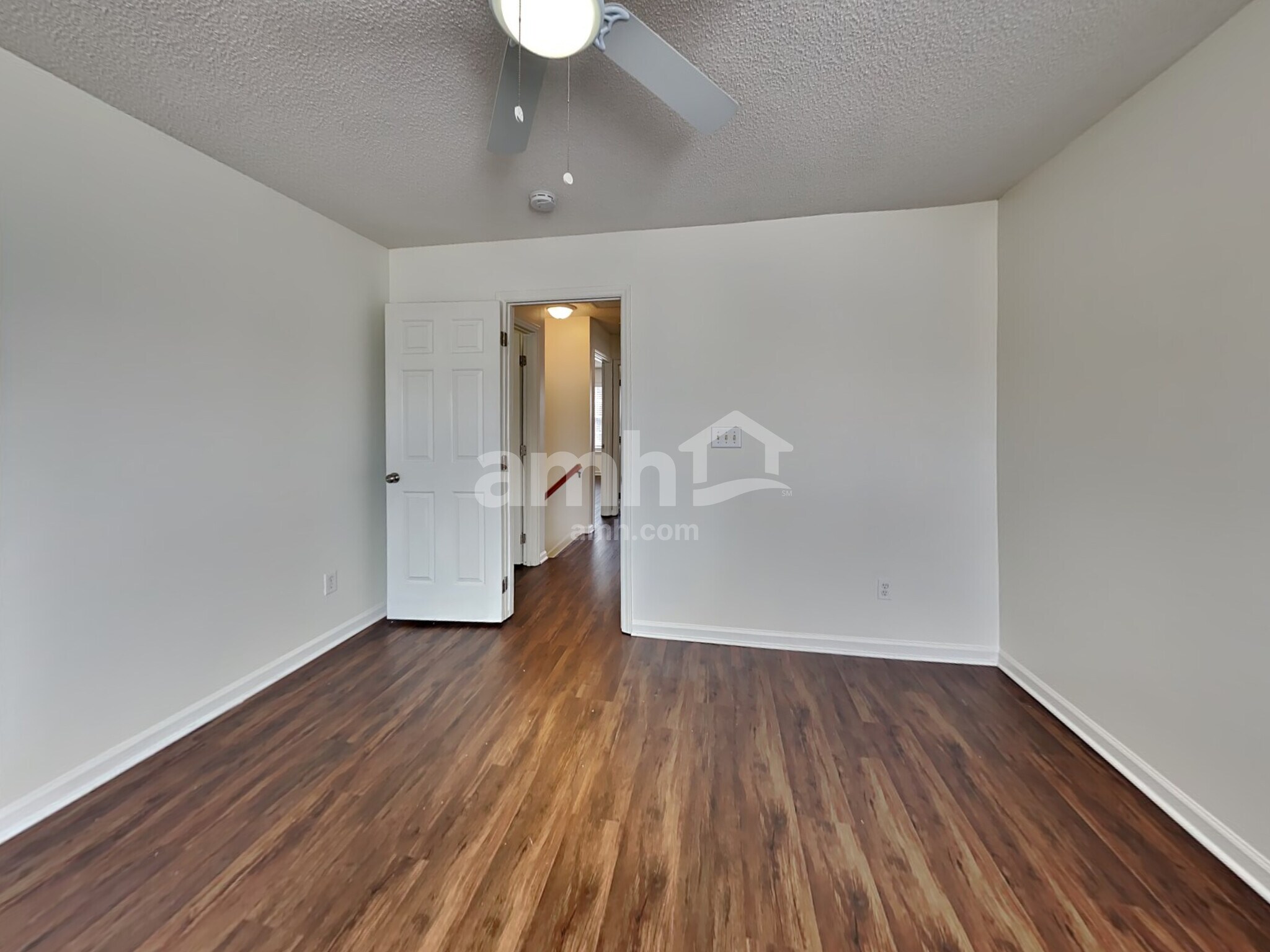 Building Photo - 5464 Grand Traverse Dr