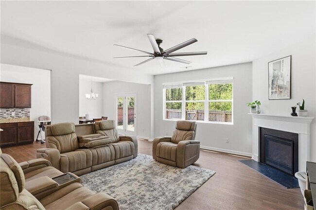 Building Photo - 296 Maple Brook Dr