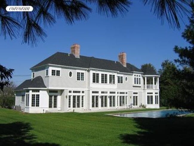 Building Photo - 653 Head of Pond Rd