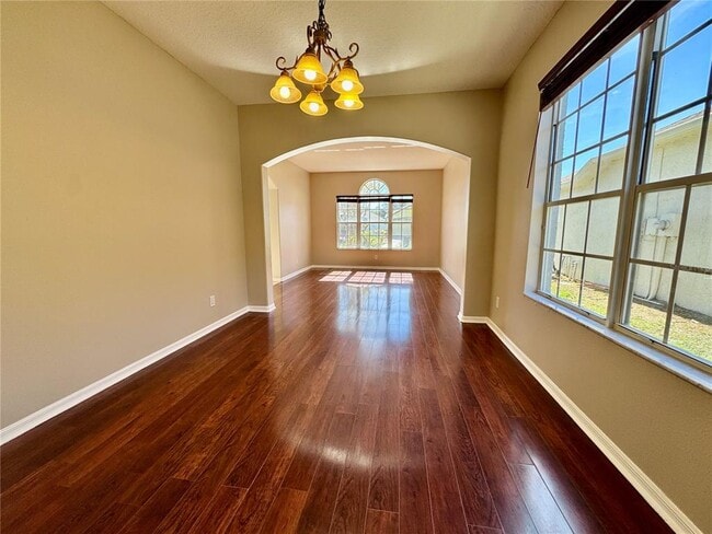 Building Photo - 11209 Village Brook Dr