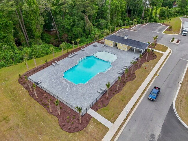Building Photo - 338 Myrtle Mdws Dr