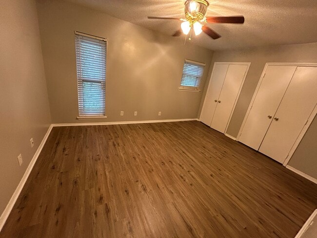 Building Photo - 5014 Flint Ridge Pl