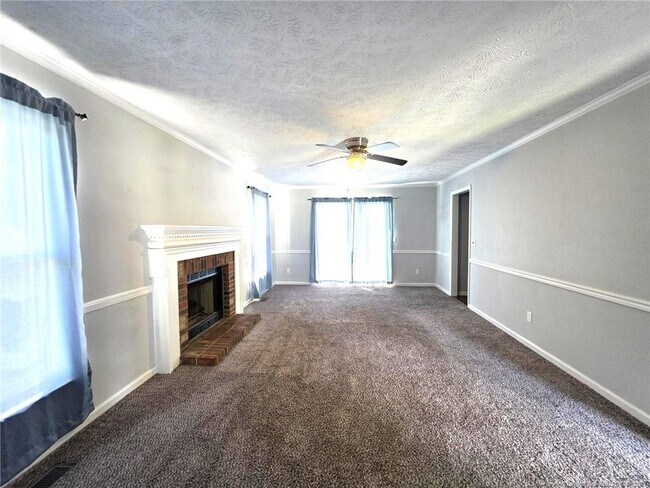 Building Photo - 6812 St Julian Way