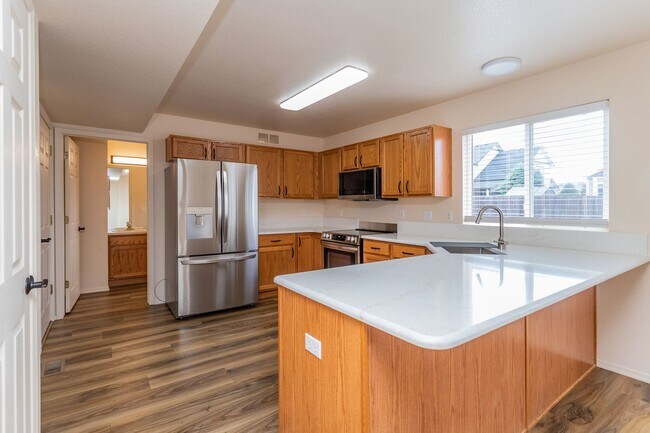 Building Photo - 4815 Tory Ridge Dr