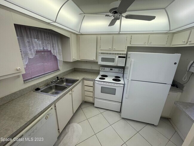 Building Photo - 171 Cape Shores Cir