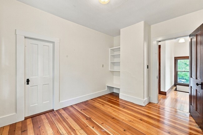 Building Photo - 50 Rockwood Rd