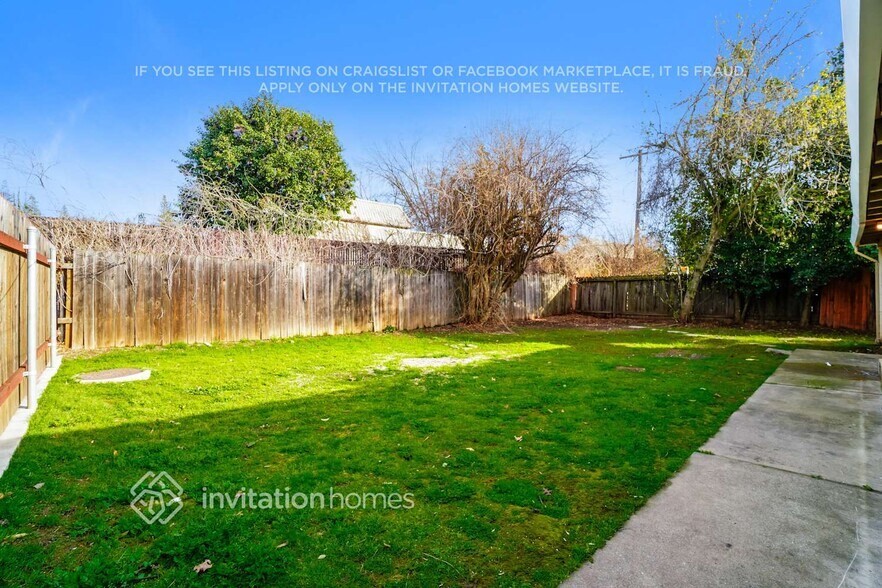 Building Photo - 2124 Winafred St