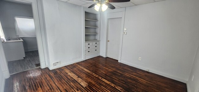 Building Photo - 211 W Williams St