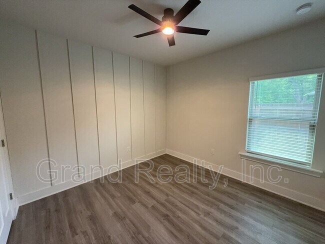 Building Photo - 10035 Tuscan Ct