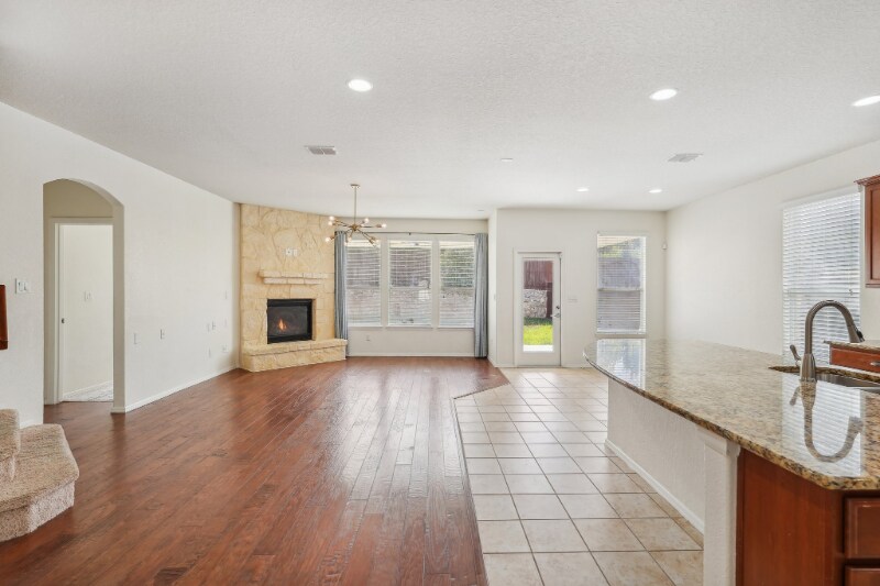 Building Photo - 27458 Camino Tower