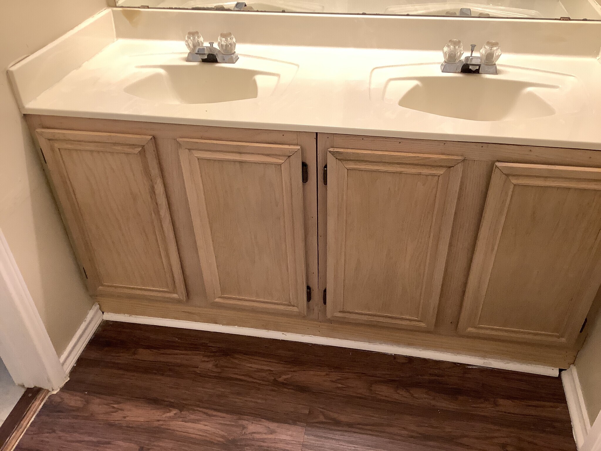 Building Photo - 1213 Calvert Dr