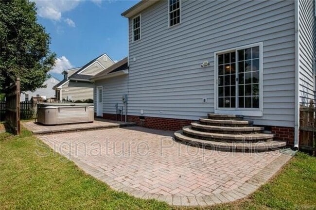Building Photo - 6392 Greystone Creek Rd