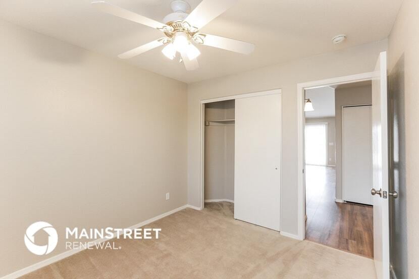 Building Photo - 422 N 110th St