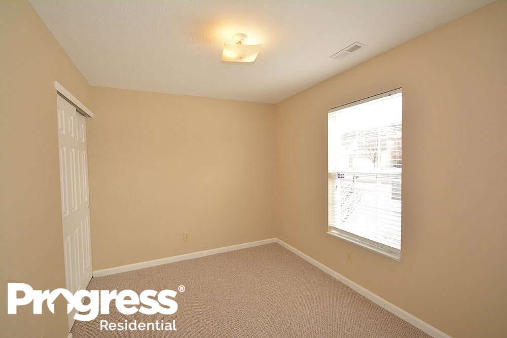 Building Photo - 7710 Sergi Canyon Dr