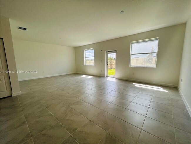 Building Photo - 19404 SW 339th Ter