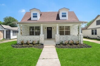 Building Photo - 2811 Barbee St