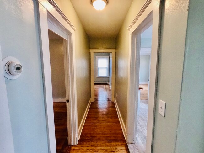 Building Photo - 174 Campbell Ave