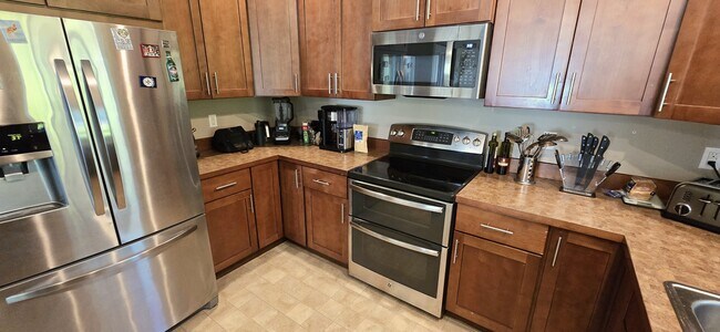 Building Photo - 10438 Buccaneer Pl