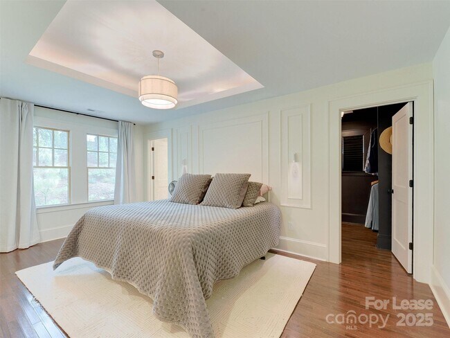 Building Photo - 508 Seldon Dr