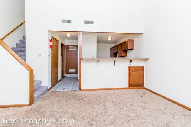 Building Photo - 1011 Southpark Dr