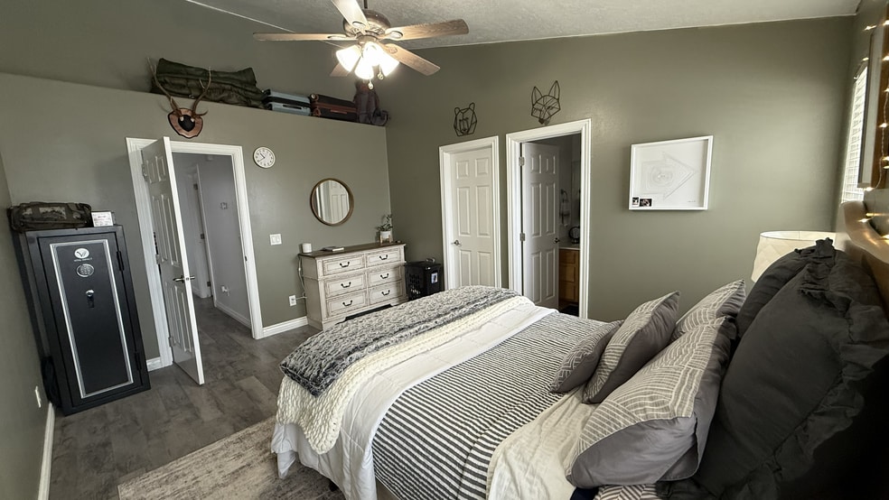 Building Photo - 1409 Northern View Dr