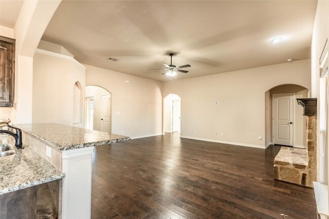 Building Photo - 116 Acadia Ln
