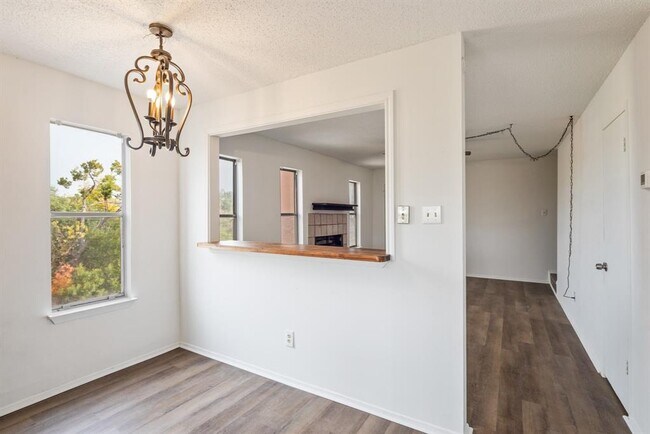 Building Photo - 6910 Rifle Bend