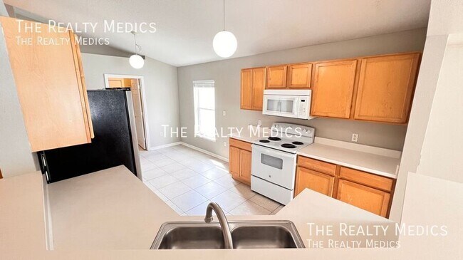 Building Photo - 130 Wheatfield Cir