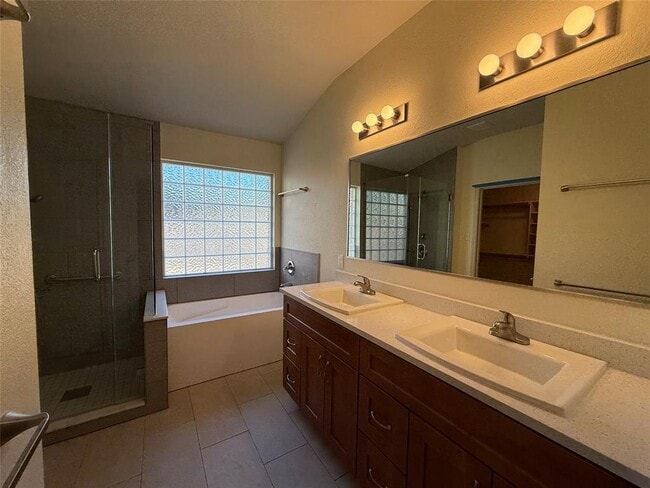 Building Photo - 8908 Lanna Bluff Loop