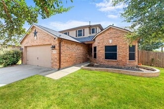 Building Photo - 504 Riverbed Dr