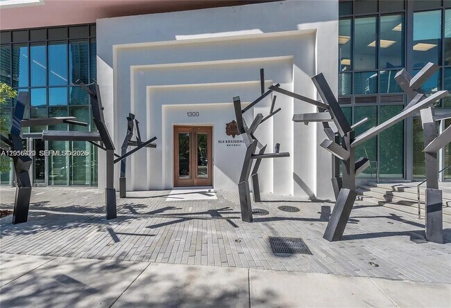 Building Photo - 1300 S Miami Ave