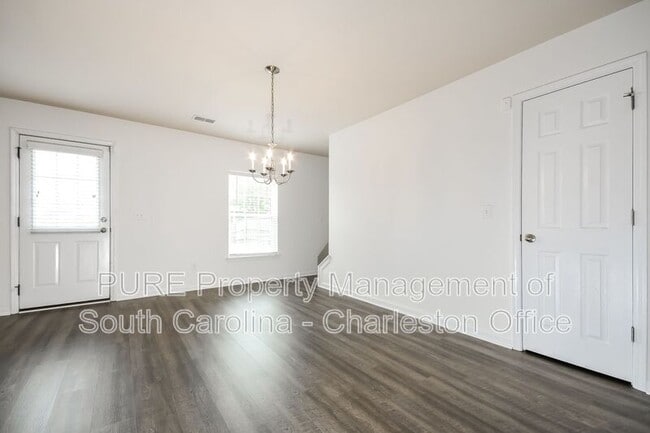 Building Photo - 191 Emerald Isle Dr